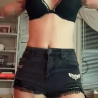 Jaclyn Glenn creator profile - 2 videos