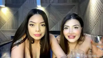 Aline Faria Nude Lesbian Hot Tub Onlyfans Livestream Leaked - Image 8