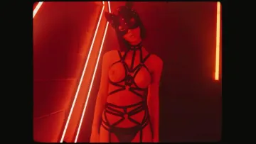 Rachel Cook Topless Kitty Mask Posing Video Leaked - Image 4