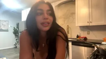 Emily Rinaudo Nude Kitchen OnlyFans Livestream Leaked - Image 24
