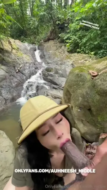 Auhneesh Nicole Outdoor Blowjob OnlyFans Video Leaked - Image 4