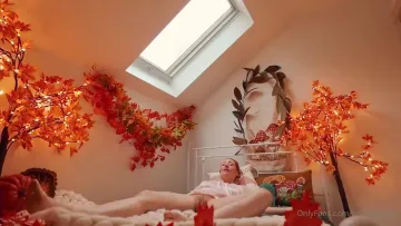 Rose Kelly Negligee Masturbation OnlyFans Video Leaked - Image 7