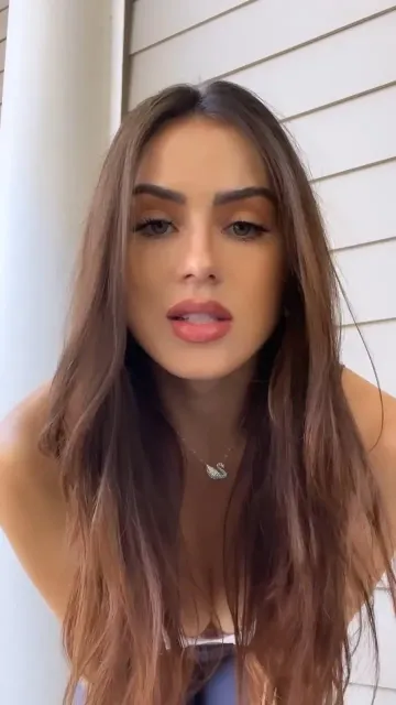 Giovanna Eburneo Tight Leggings Posing Video Leaked - Image 7