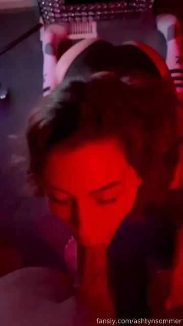 Ashtyn Sommer Blowjob Dildo Masturbation Fansly Video Leaked - Image 2