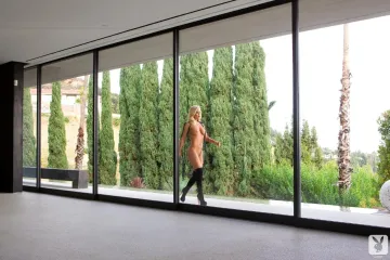 Jenny McCarthy Nude Playboy Photoshoot Set Leaked - Image 14