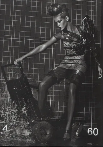 Rihanna Topless Nude Photoshoot Set Leaked - Image 4