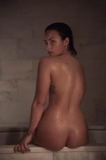 Demi Lovato Nude Magazine Photoshoot Leaked - Image 4