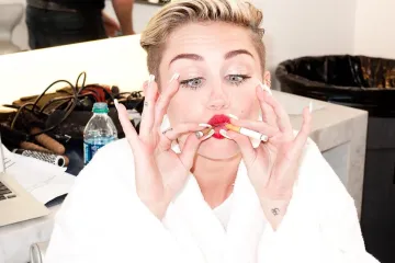Miley Cyrus See-Through Panties BTS Set Leaked - Image 9