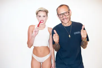 Miley Cyrus See-Through Panties BTS Set Leaked - Image 2