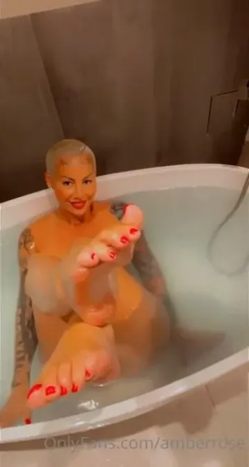 Amber Rose Nude Shower Bath Onlyfans Video Leaked - Image 5
