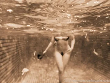 Stefania Ferrario Nude Underwater Pool Onlyfans Set Leaked - Image 15