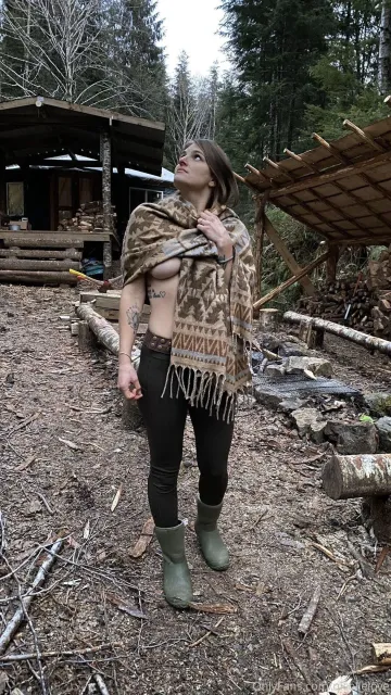 Nicolle Off Grid Nude Outdoor Onlyfans Set Leaked - Image 4