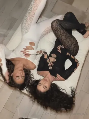 Malu Trevejo Sexylexxxy Collab Onlyfans Video Leaked - Image 7