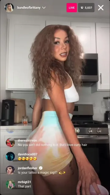 Brittany Renner Nude Nipple Slip Livestream Video Leaked - Image 17