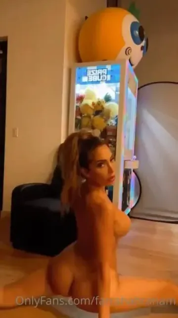 Farrah Abraham Striptease Dance Onlyfans Video Leaked - Image 12