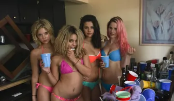 Selena Gomez Vanessa Hudgens Movie Promo Leaked - Image 33