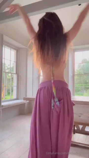 Belle Delphine Sexy Silly Dancing Onlyfans Video Leaked - Image 19