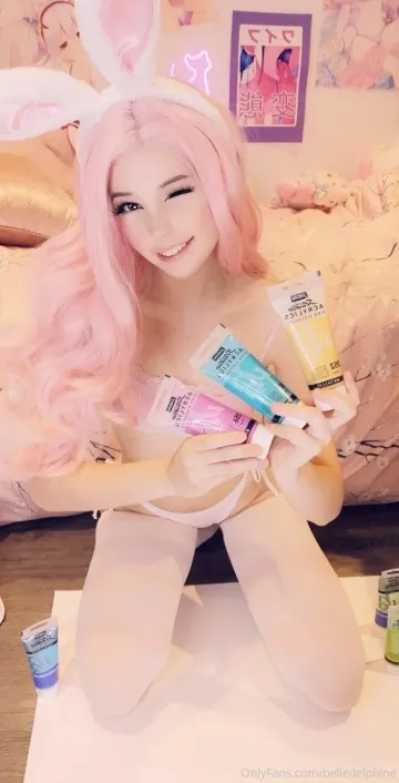Belle Delphine Ass Painting Onlyfans Video