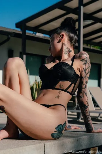 Bhad Bhabie Topless Onlyfans Set Leaked - Image 7