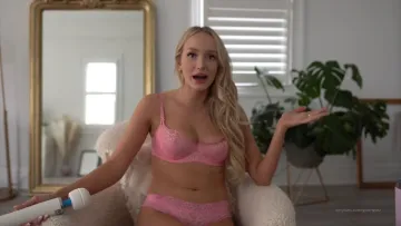 GwenGwiz Nude Chat Masturbation Onlyfans Video - Image 3