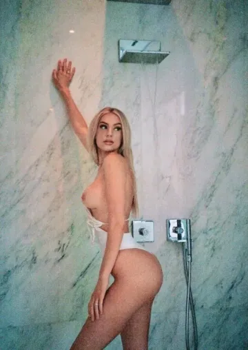 Tana Mongeau Nude Tits Onlyfans Leaked Video - Image 5