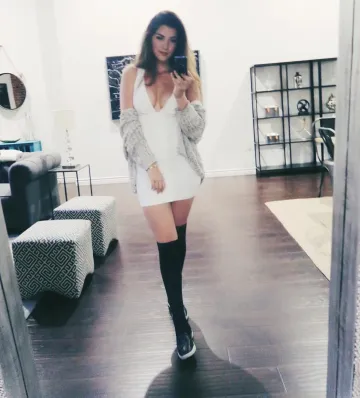 Kittyplays Sexy Pictures - Image 9