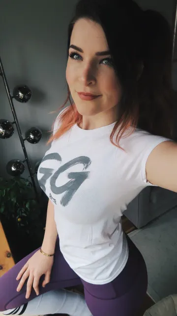 Kittyplays Sexy Pictures - Image 3
