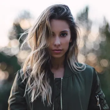 Ayla Woodruff Sexy Pictures - Image 31