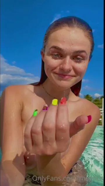 Megnutt02 Nude Pool Swim Onlyfans Video Leaked - Image 8