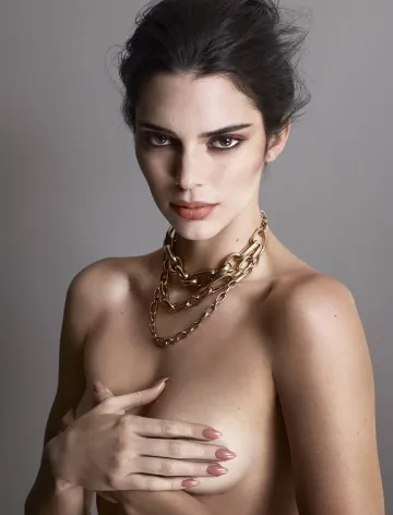 Kendall Jenner Nude Lingerie Photoshoot Leaked - Image 13