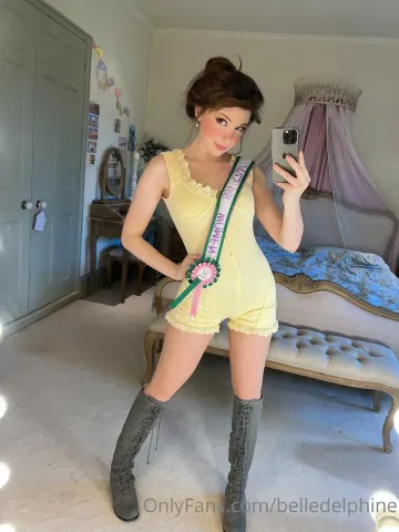 Belle Delphine Votes For Women Onlyfans Set Leaked - Image 28