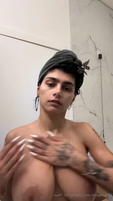 Mia Khalifa Nude Dressing OnlyFans Video Leaked - Image 19
