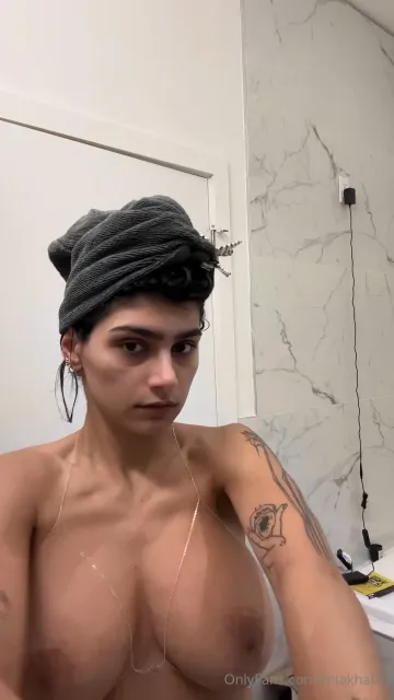 Mia Khalifa Nude Dressing OnlyFans Video Leaked - Image 3