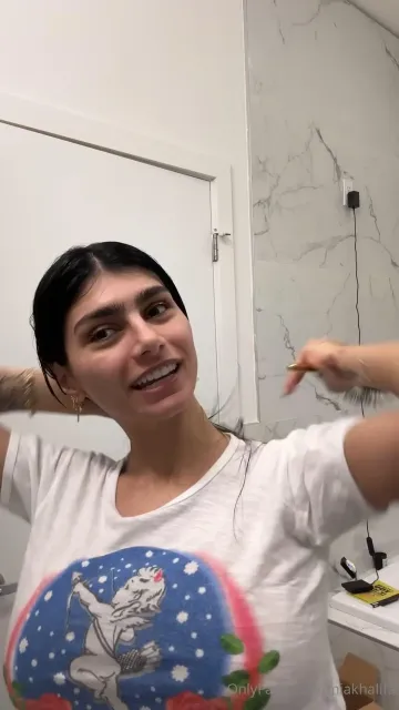 Mia Khalifa Nude Dressing OnlyFans Video Leaked - Image 27