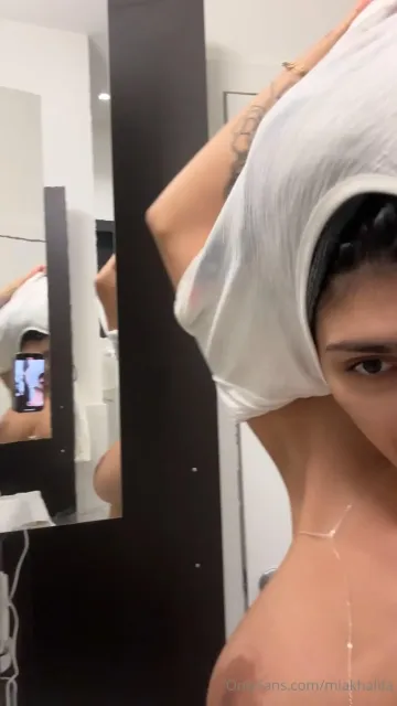 Mia Khalifa Nude Dressing OnlyFans Video Leaked - Image 15