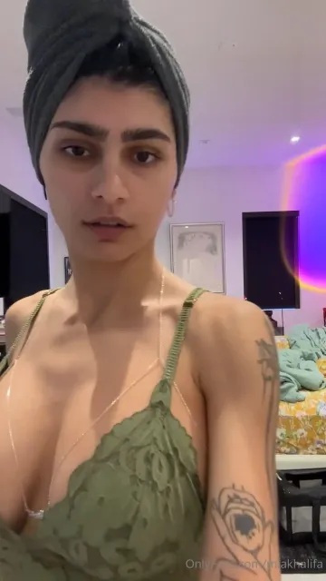 Mia Khalifa Nude Dressing OnlyFans Video Leaked - Image 41