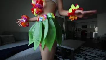 Caroline Zalog Halloween Costume Try On Onlyfans Video - Image 6