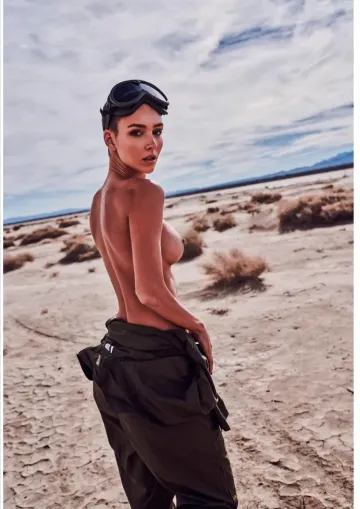 Rachel Cook Nude Desert Patreon Set Leaked - Image 13