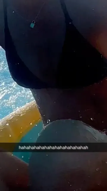 Charli D’Amelio Bikini Waterpark Video Leaked - Image 12