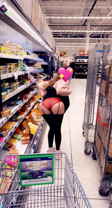 Belle Delphine In Public Leaked Onlyfans Set - Image 11