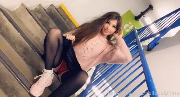 Belle Delphine In Public Leaked Onlyfans Set - Image 13