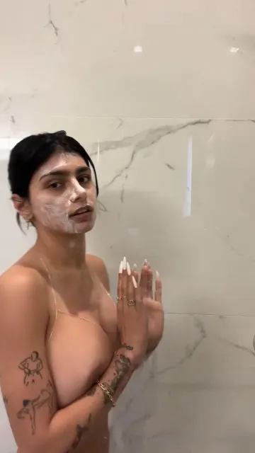 Mia Khalifa Nude Shower Shaving OnlyFans Video Leaked - Image 37
