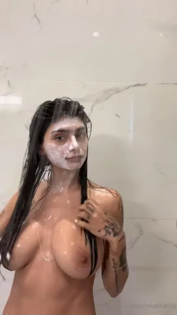 Mia Khalifa Nude Shower Shaving OnlyFans Video Leaked - Image 6