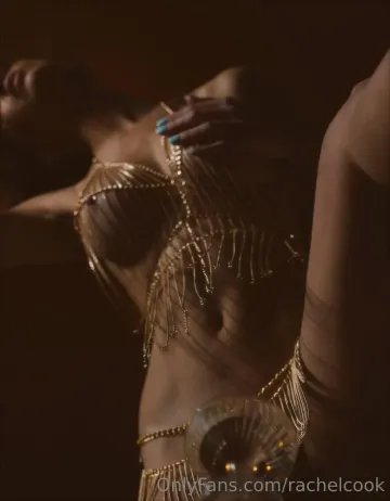 Rachel Cook Nude Chain Lingerie Posing Set Leaked - Image 42