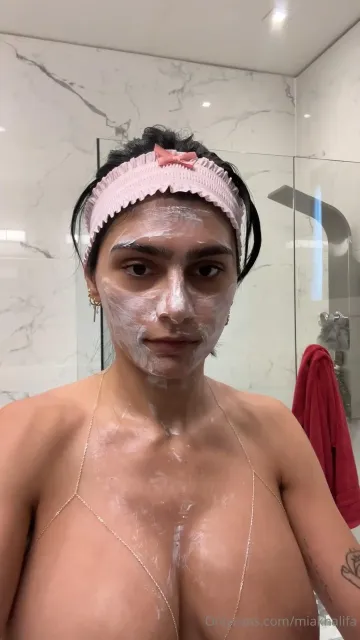 Mia Khalifa Nude Shower Prep OnlyFans Video Leaked - Image 12