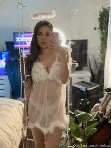 Indiefoxx Angel Lingerie Selfies Onlyfans Set Leaked - Image 6