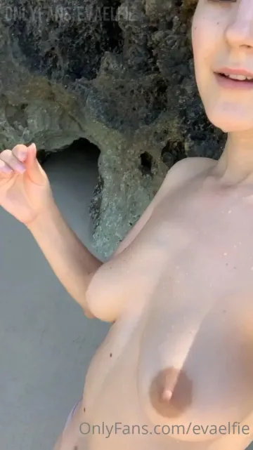 Eva Elfie Nude Selfie Beach Tease OnlyFans Video Leaked - Image 12