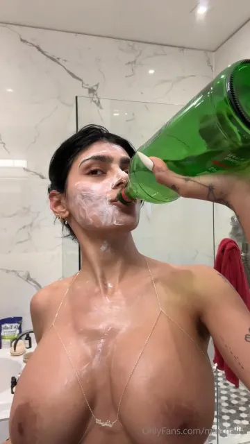 Mia Khalifa Nude Shower Prep Part 2 OnlyFans Video Leaked - Image 2