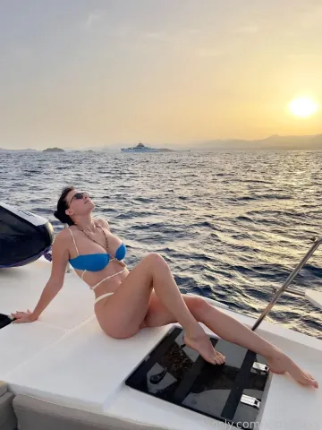 KittyPlays Sexy Blue Bikini Yacht Fansly Set Leaked - Image 7