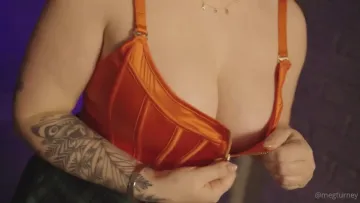 Meg Turney Danielle DeNicola Resident Evil Cosplay Onlyfans Video Leaked - Image 9